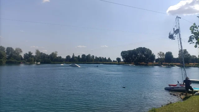 Risultati di ricerca directory Foto panoramica Wakeparadise Brescia: vista sul lago