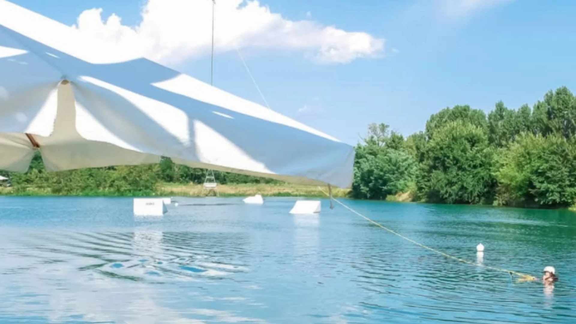 Road trip wakeboard per l'Italia: due itinerari tra i migliori cable Foto panoramica Shaka wakepark