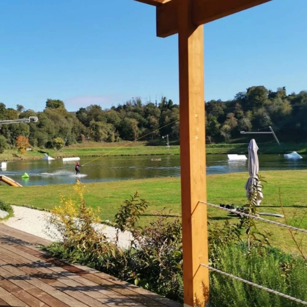 Anteprima wakepark Wake N Lake - quadrata