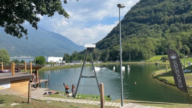 Risultati di ricerca directory Anteprima wakepark Como Lake Cable