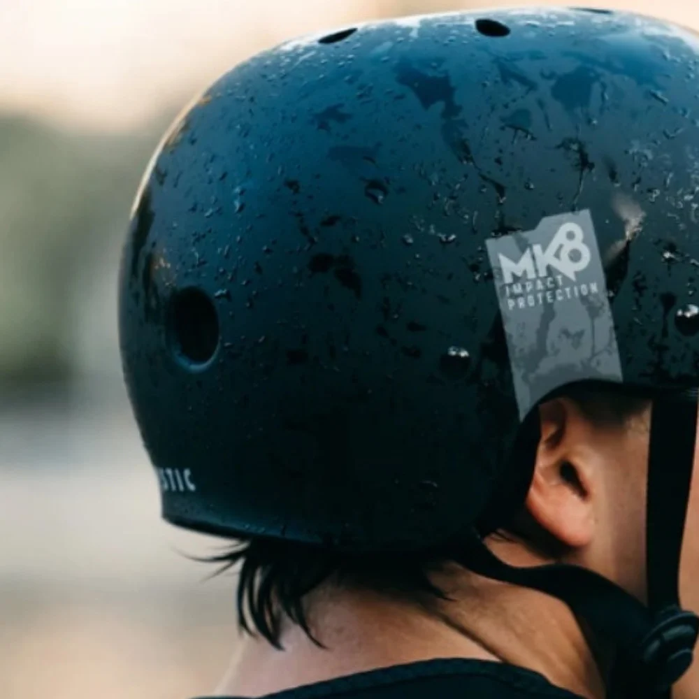 Anteprima casco Mystic