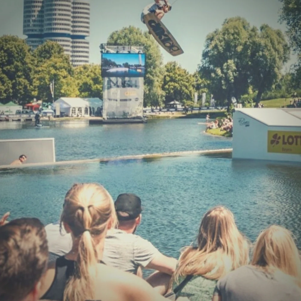 Anteprima evento Munich Mash: scatto rider in azione