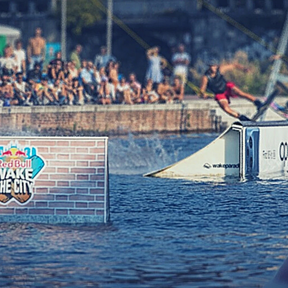 Anteprima evento Wake The City: scatto rider in azione