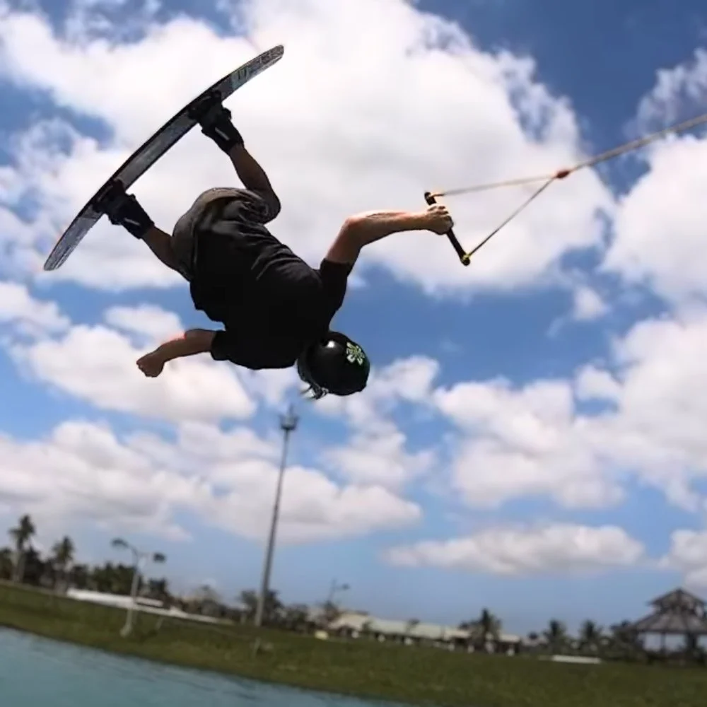 Scatto fotografico Tantrum wakeboard trick tutorial