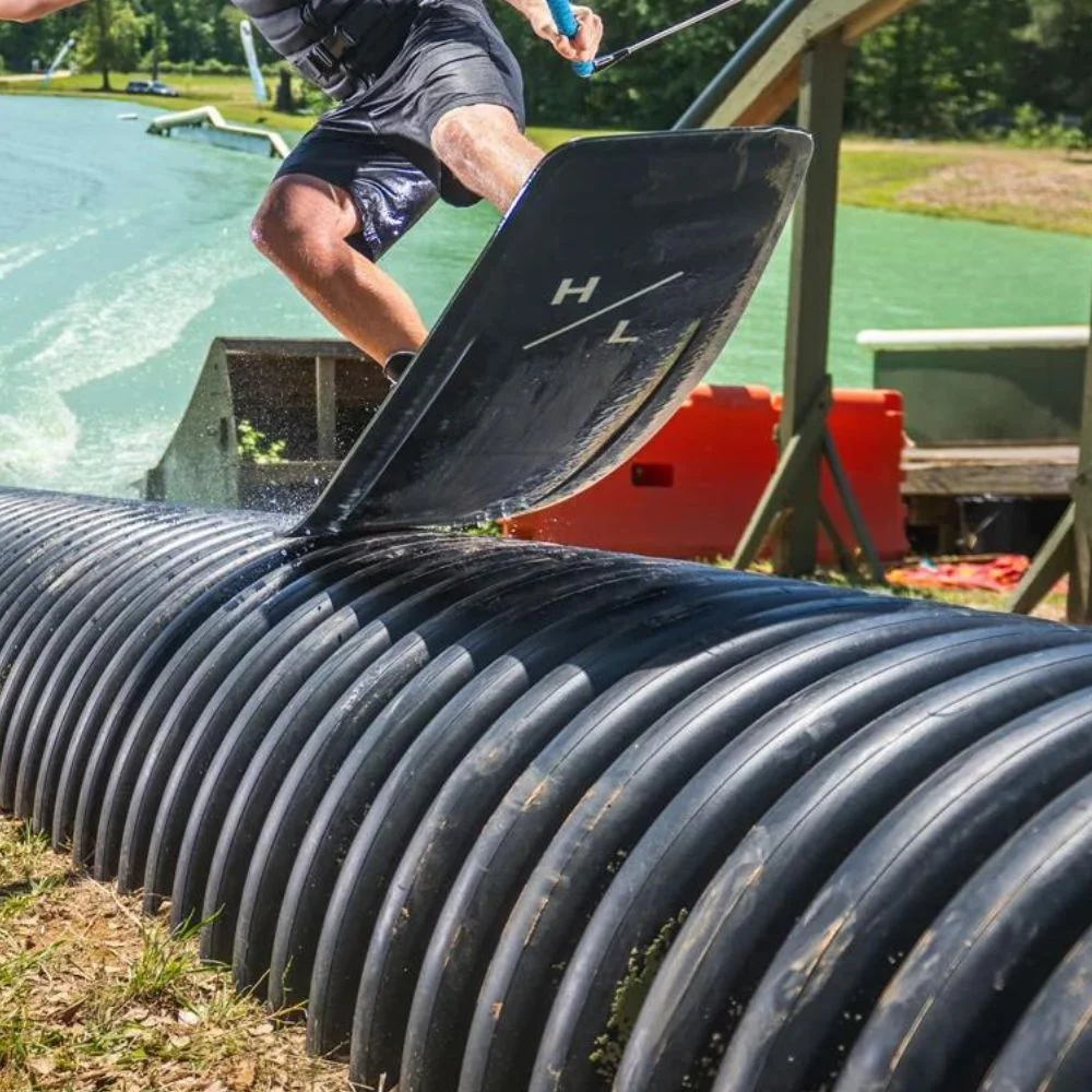 Hyperlite Freepress wakeboard preview