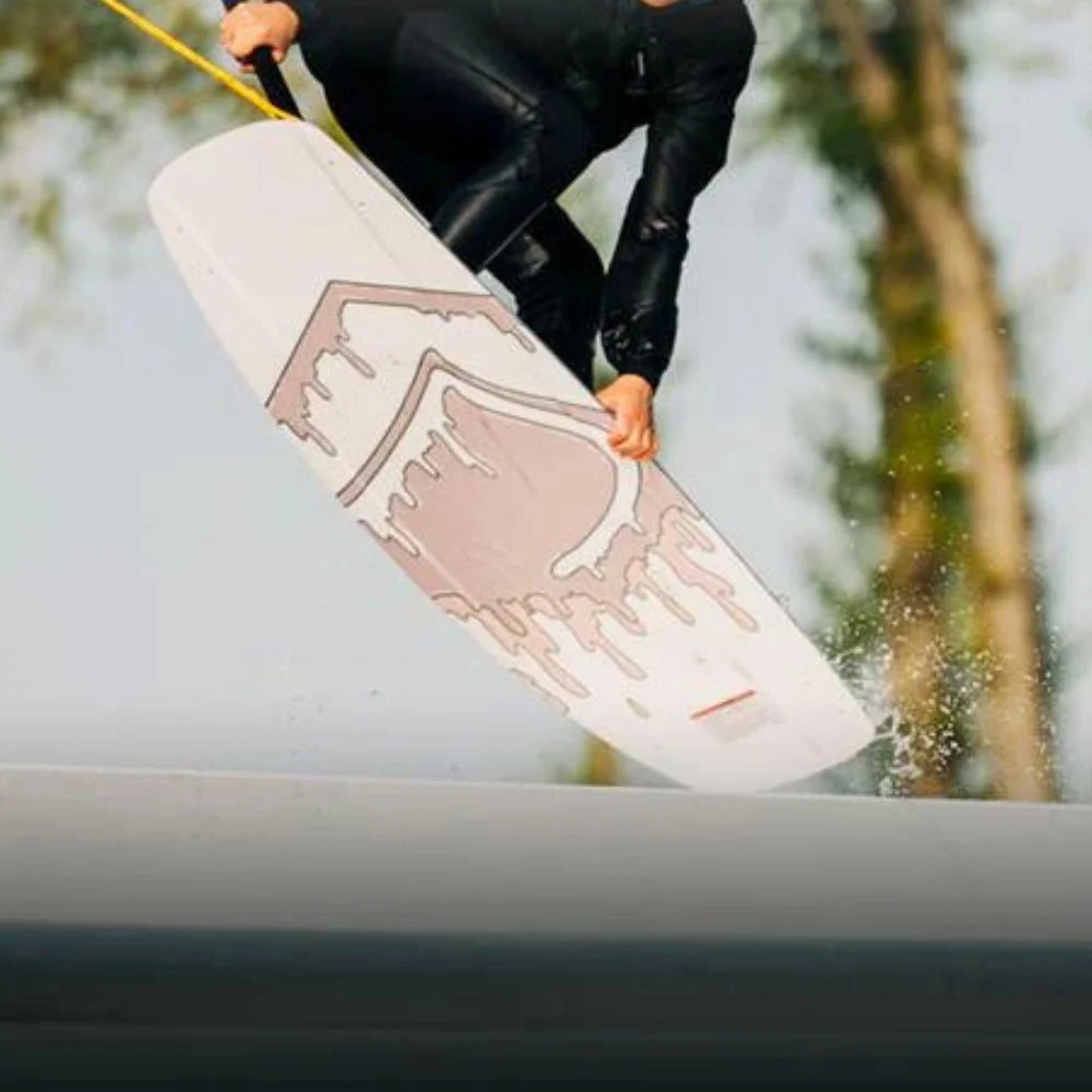 Liquid Force Vamp: perfetta per la progressione femminile Liquid Force Vamp: perfetta per la progressione femminile