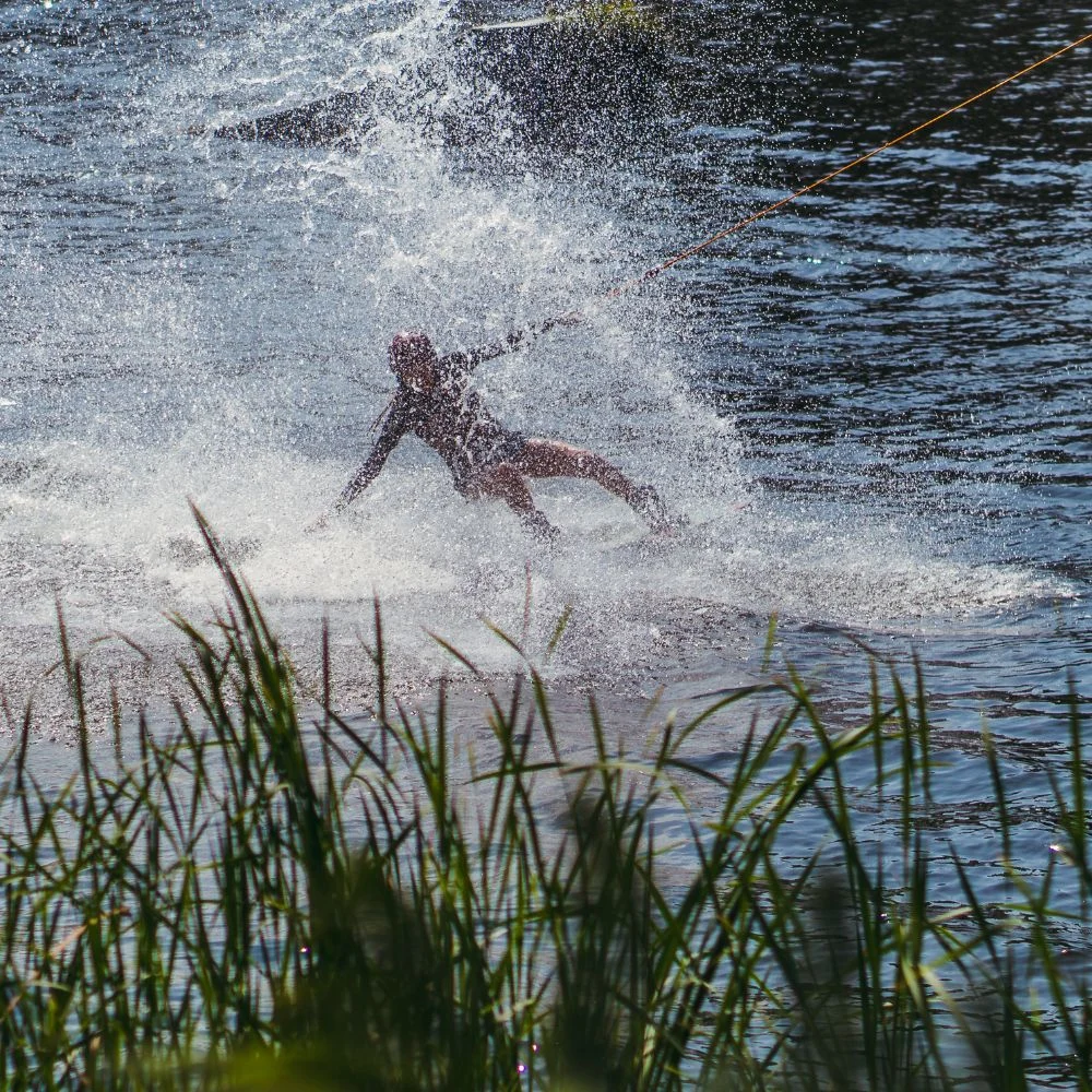 Wakeboard: Come Funziona e Dove Praticarlo