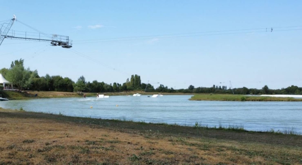 EXO 49 Anjou Wake Park