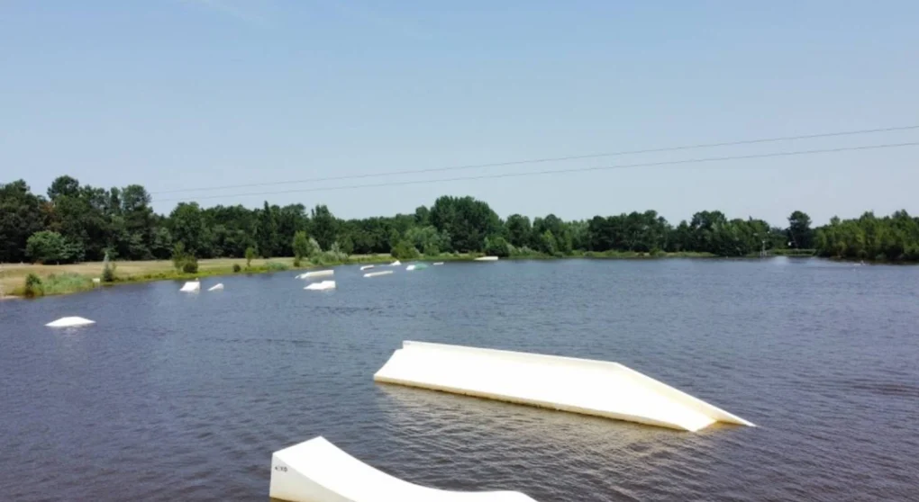 WS - park francia anteprima - EXO 33 Cablepark Avensan