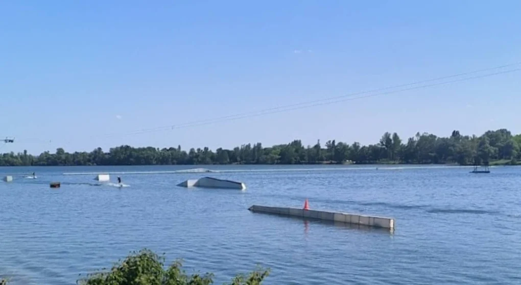 WS - park francia anteprima - Teleski Nautique Léry Poses