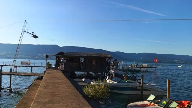 Risultati di ricerca directory WS - park svizzera anteprima - Cable ski nautique Alphasurf