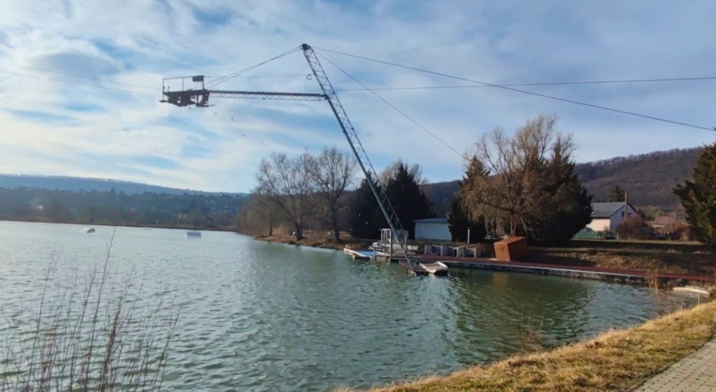 Berek Wakeboard és Lovarda