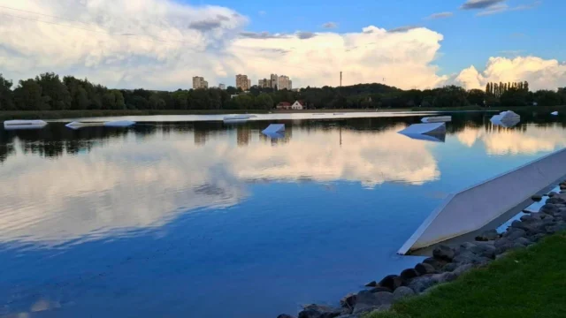 Risultati di ricerca directory WS – park germania anteprima – Wasserski-Seilbahn Neubrandenburg