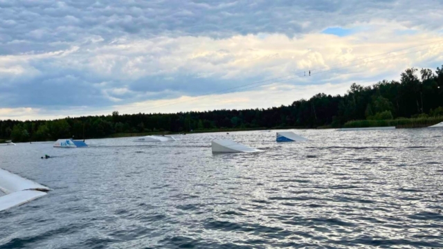 WS – park germania anteprima – Wet & Wild waterskiing Velten